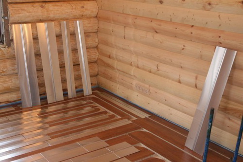 Четыре способа сделать теплый пол на деревянном полу